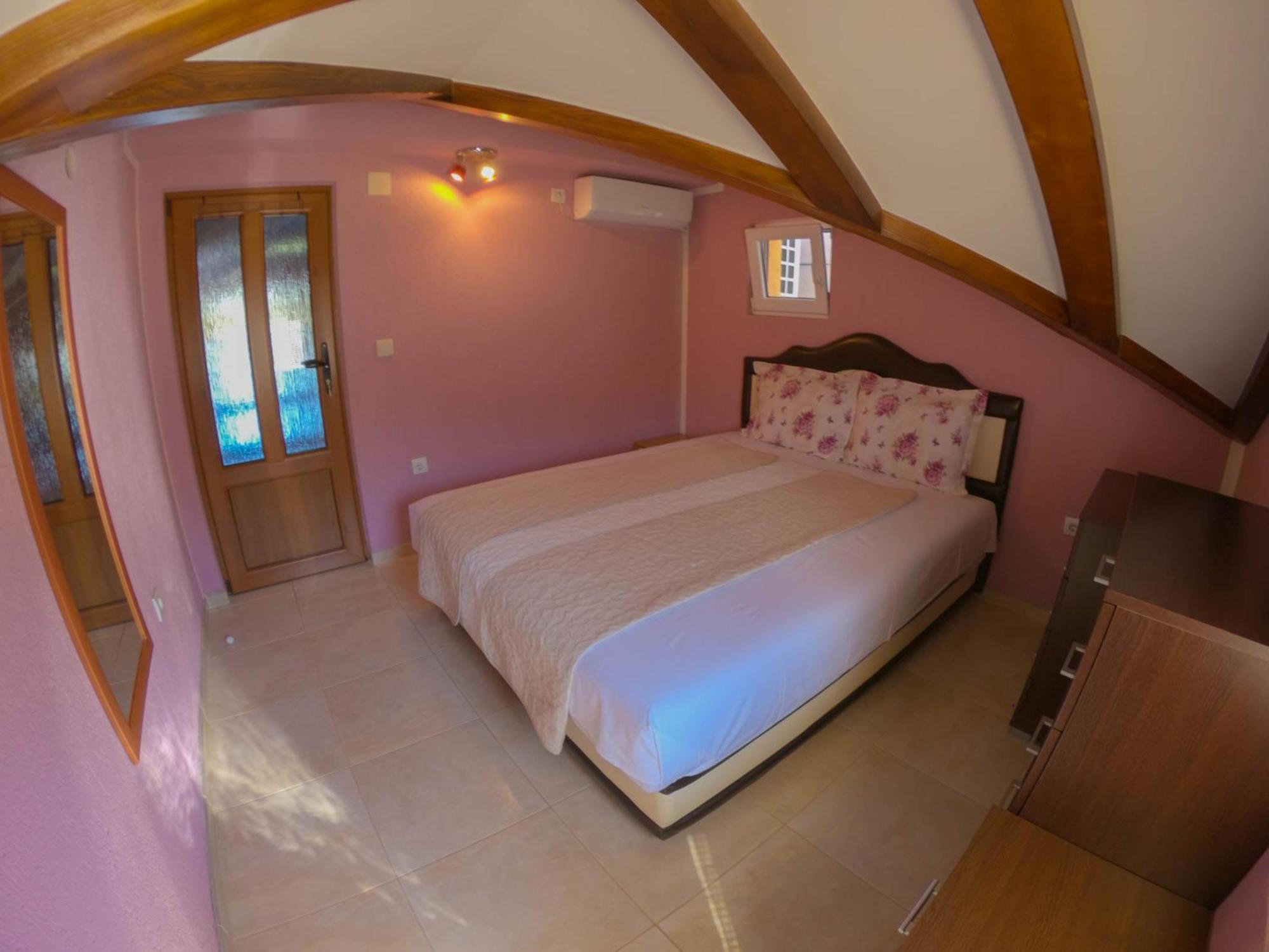 Porto Del Sole Apartments Τίβατ Εξωτερικό φωτογραφία