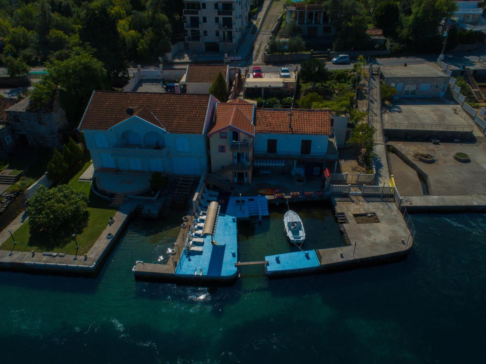 Porto Del Sole Apartments Τίβατ Εξωτερικό φωτογραφία