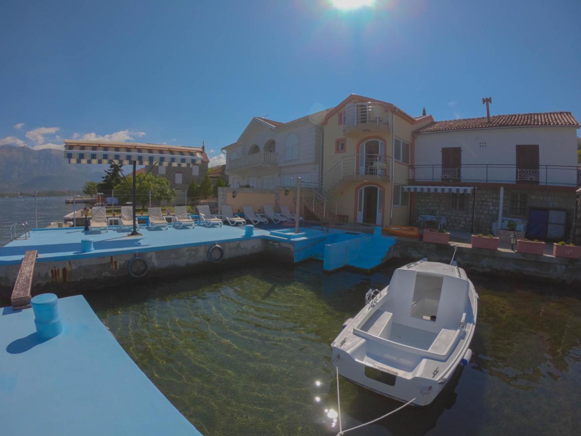 Porto Del Sole Apartments Τίβατ Εξωτερικό φωτογραφία