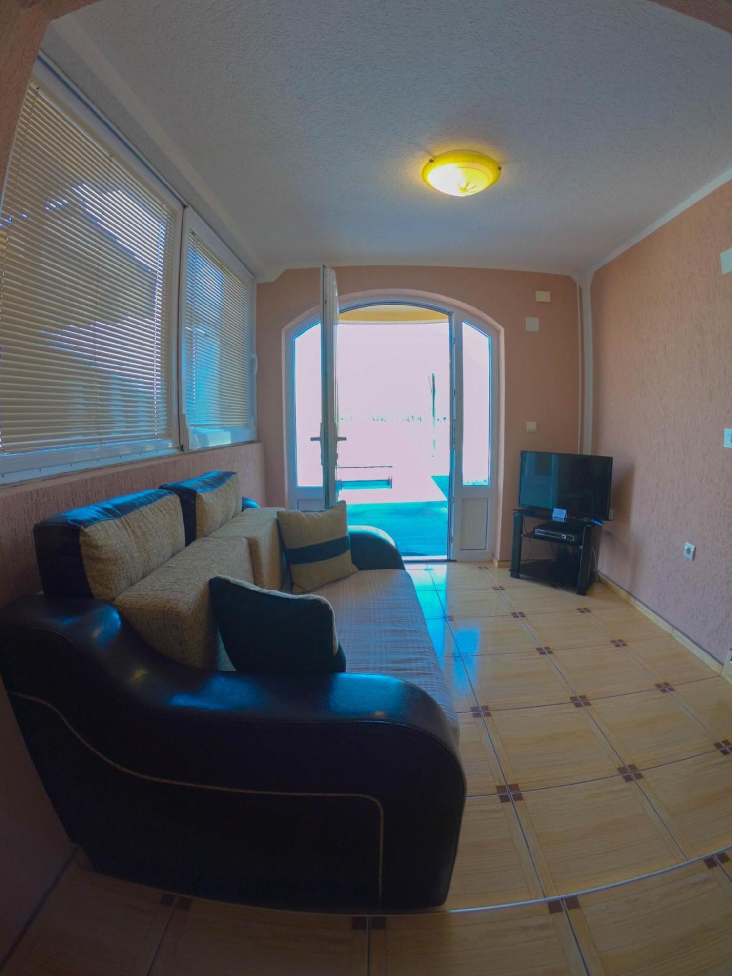 Porto Del Sole Apartments Τίβατ Εξωτερικό φωτογραφία