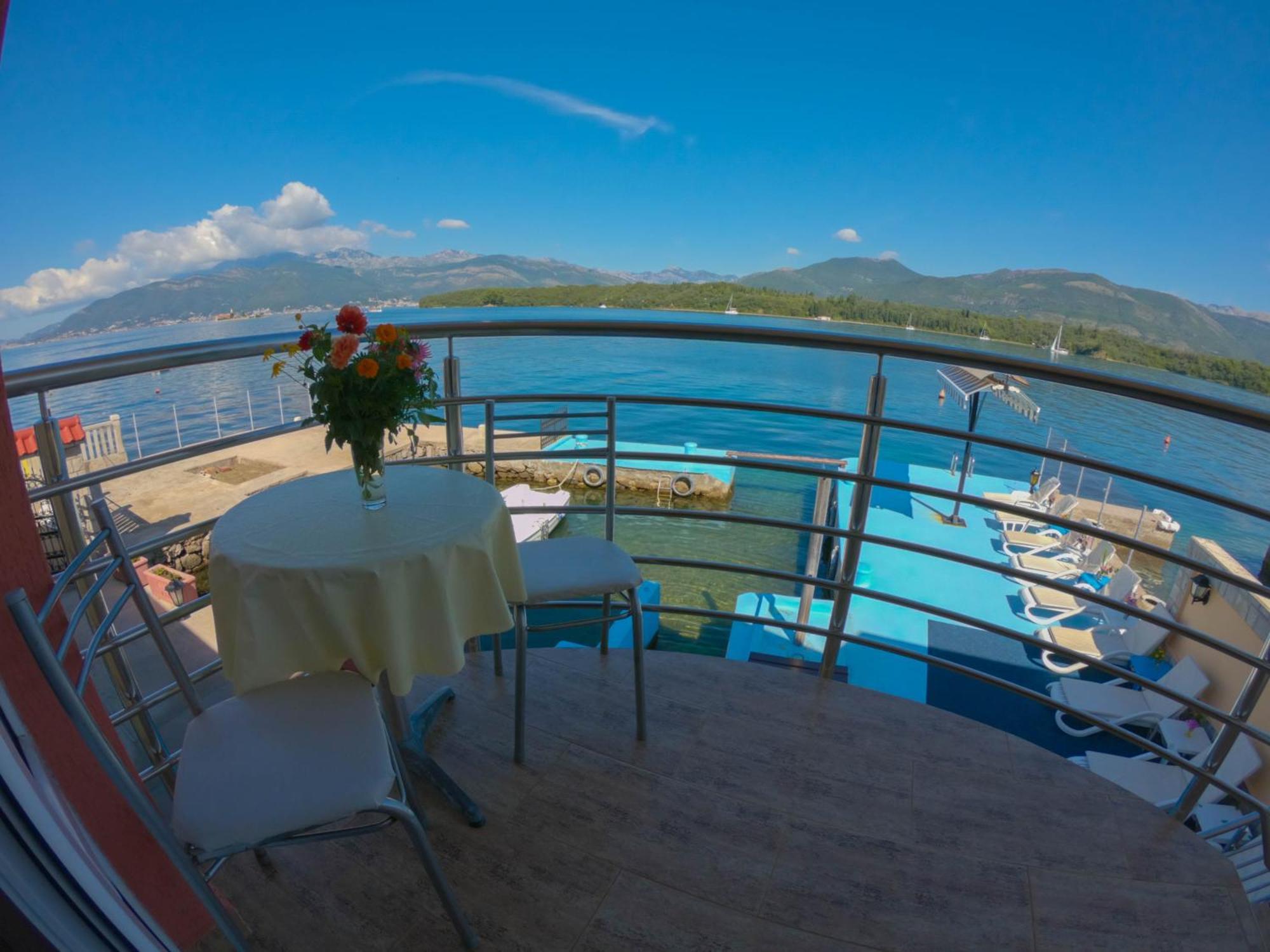 Porto Del Sole Apartments Τίβατ Εξωτερικό φωτογραφία